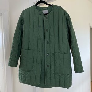 Everlane green quilted jacket size LARGE